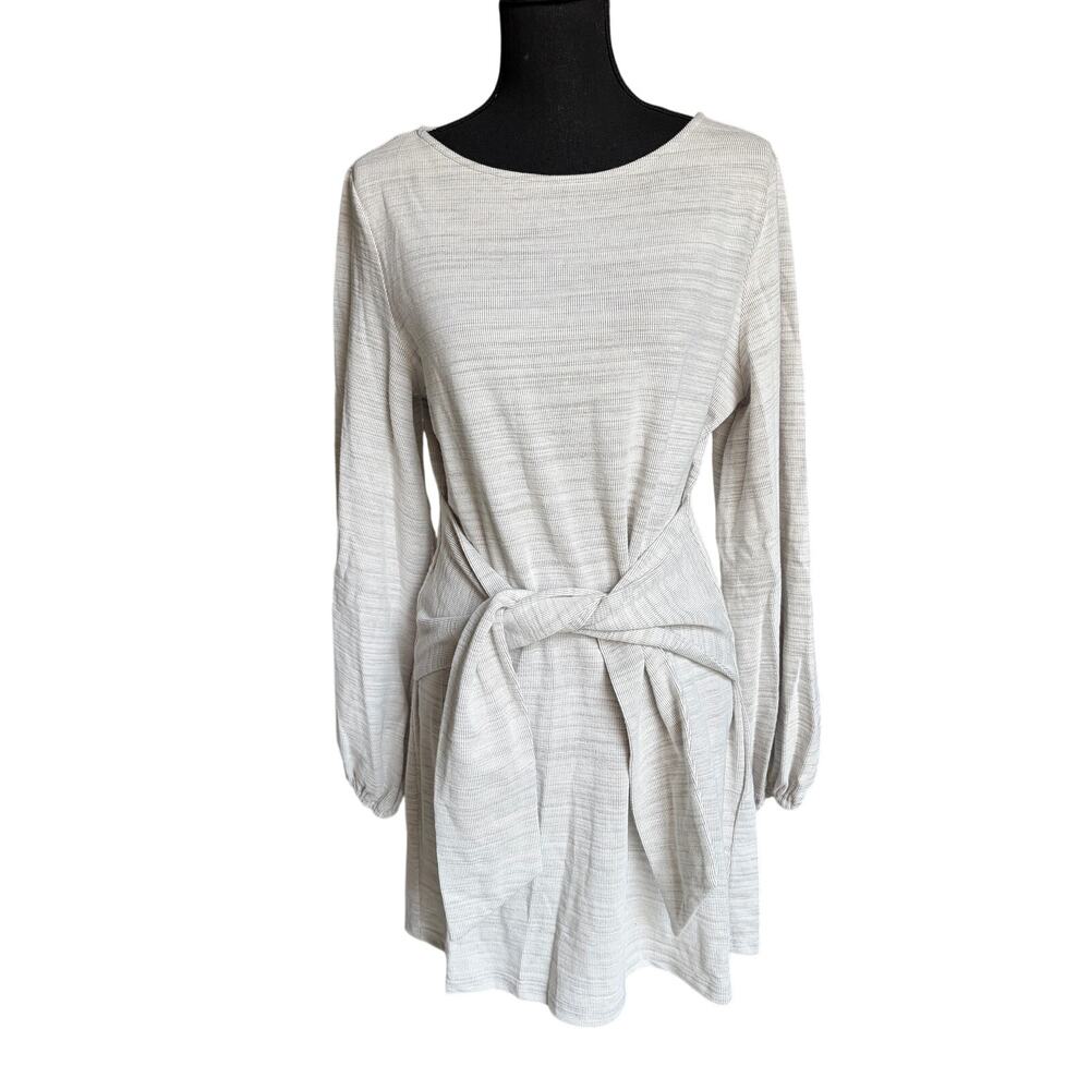 NWT Here Comes The Sun Front / Back Tie Dress with Long Puff Sleeves (Grey) - L
